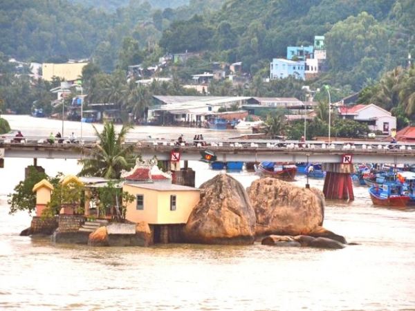 Private Shore Excursions Nha Trang River Cruise Tour